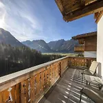 Chalet Luxury With Views And Sauna *