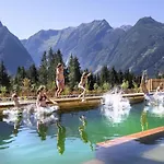 Luxury With Views And Sauna Neukirchen am Großvenediger