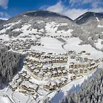 Luxury With Views And Sauna Chalet Neukirchen am Großvenediger
