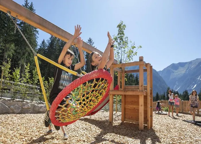 Chalet Luxury With Views And Sauna Neukirchen am Grossvenediger